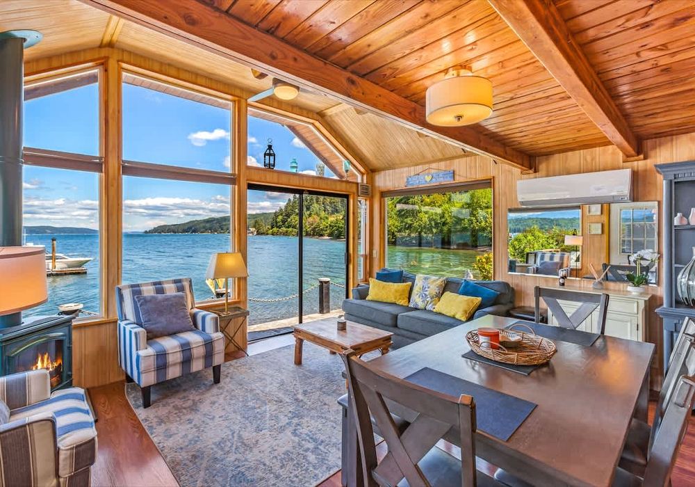 e7324808 d7ad 40 n8H7Y homerunner