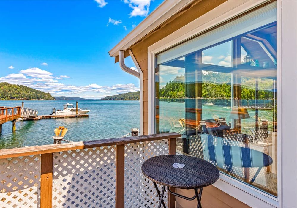 f329b8d9 0caa 4e Y A7U homerunner