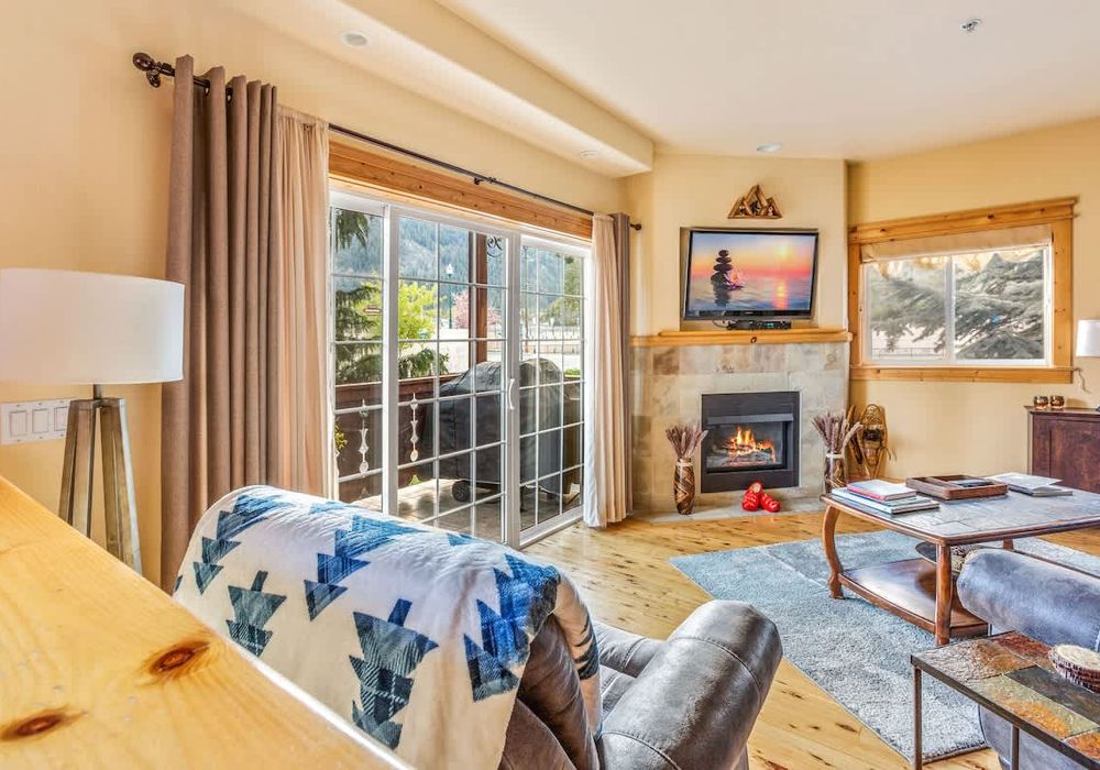 07f5af1c e8af 4b 3f5ct homerunner