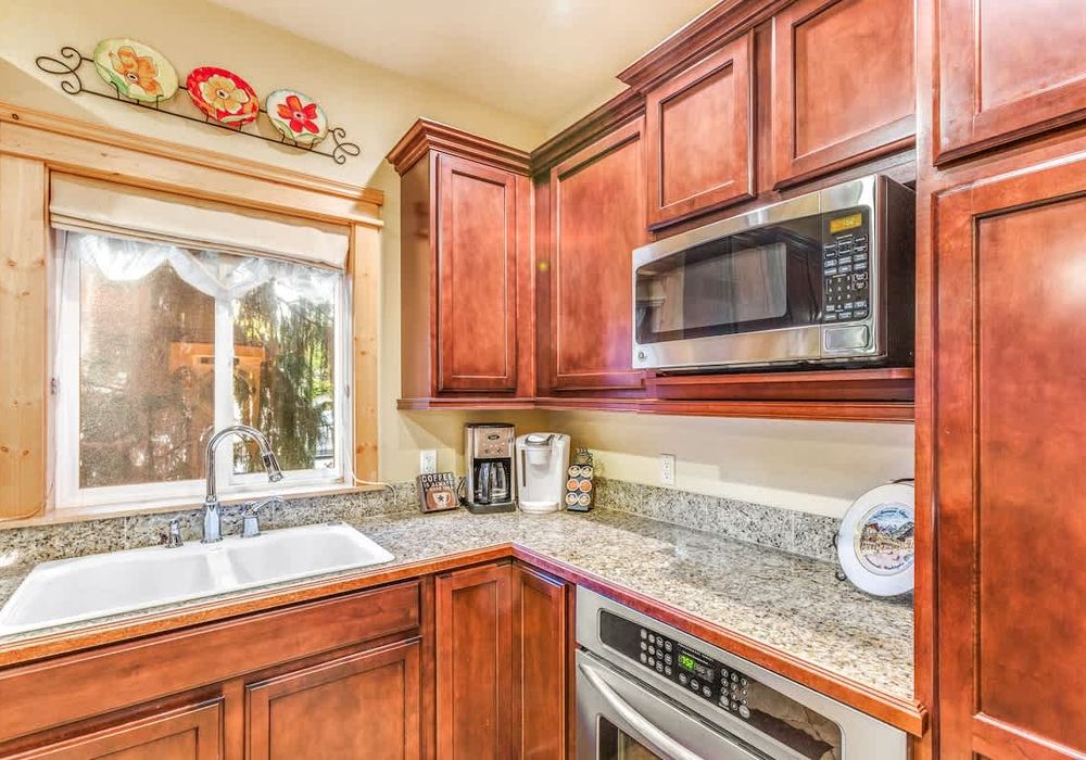 0c6dd851 9f1a 45 5xHhb homerunner