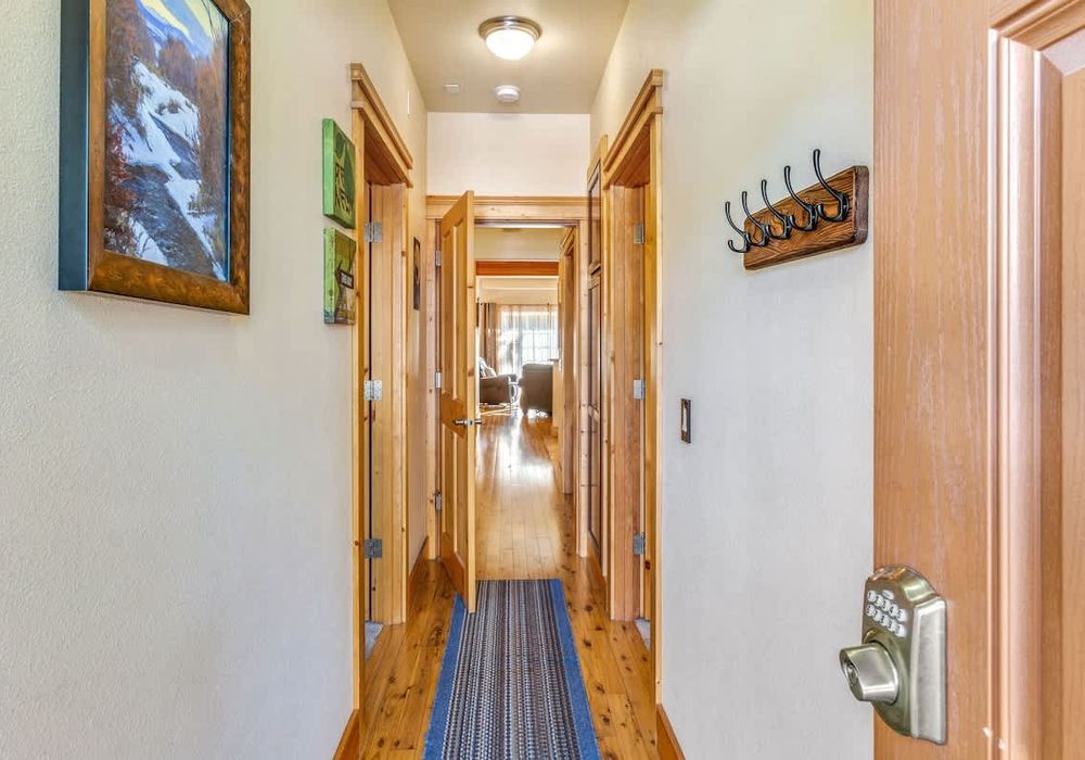 52a5dc72 ef18 46 7yLQ8 homerunner