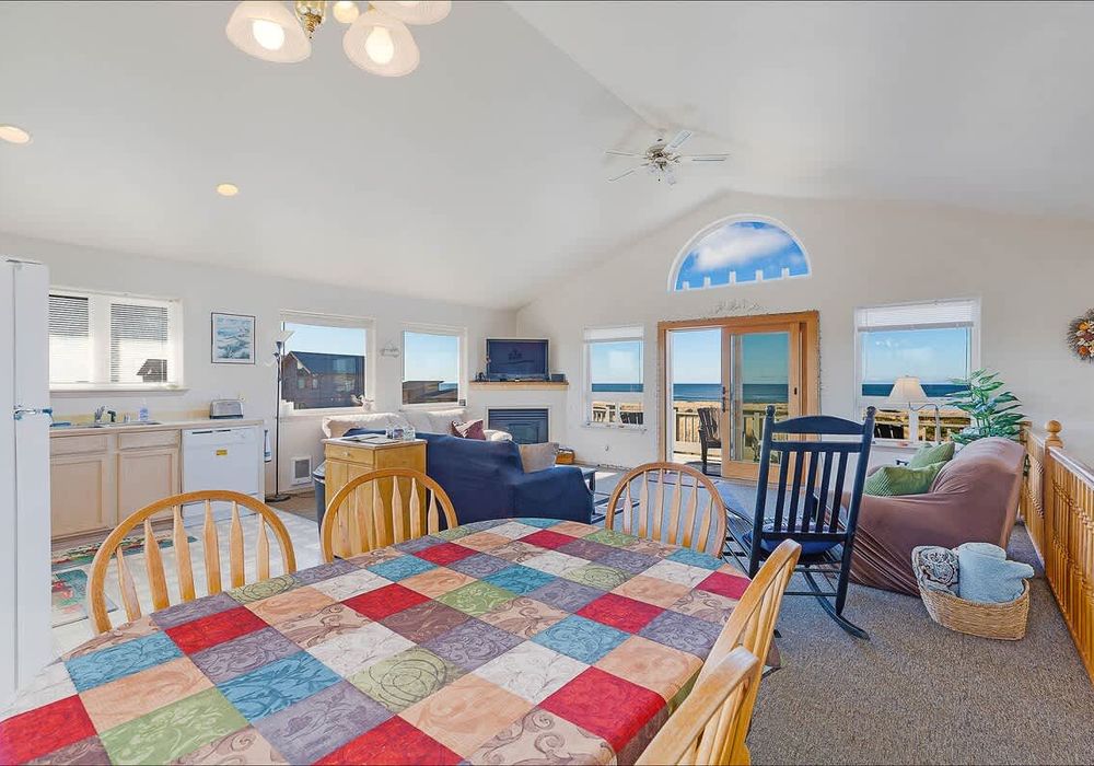 83ce90ea 93b3 44 xFd80 homerunner