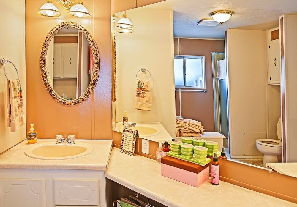 5ccba58f 8ced 4f VjI2f homerunner