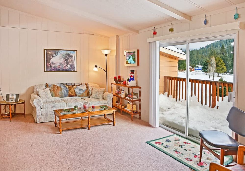 d1511e8d 7ea3 47 ZkoTy homerunner