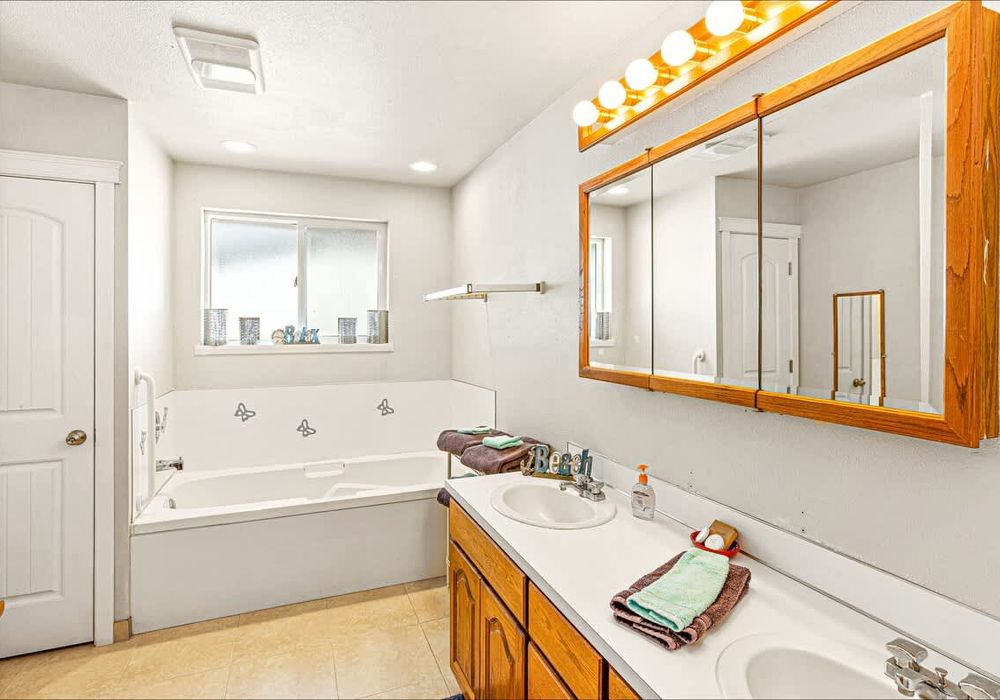 101842eb 92f1 40 yKJ7T homerunner