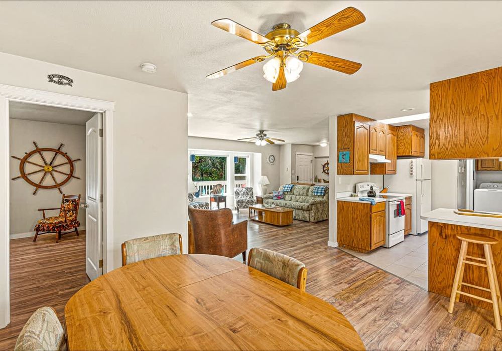 6796df02 f8fb 4f vzosO homerunner