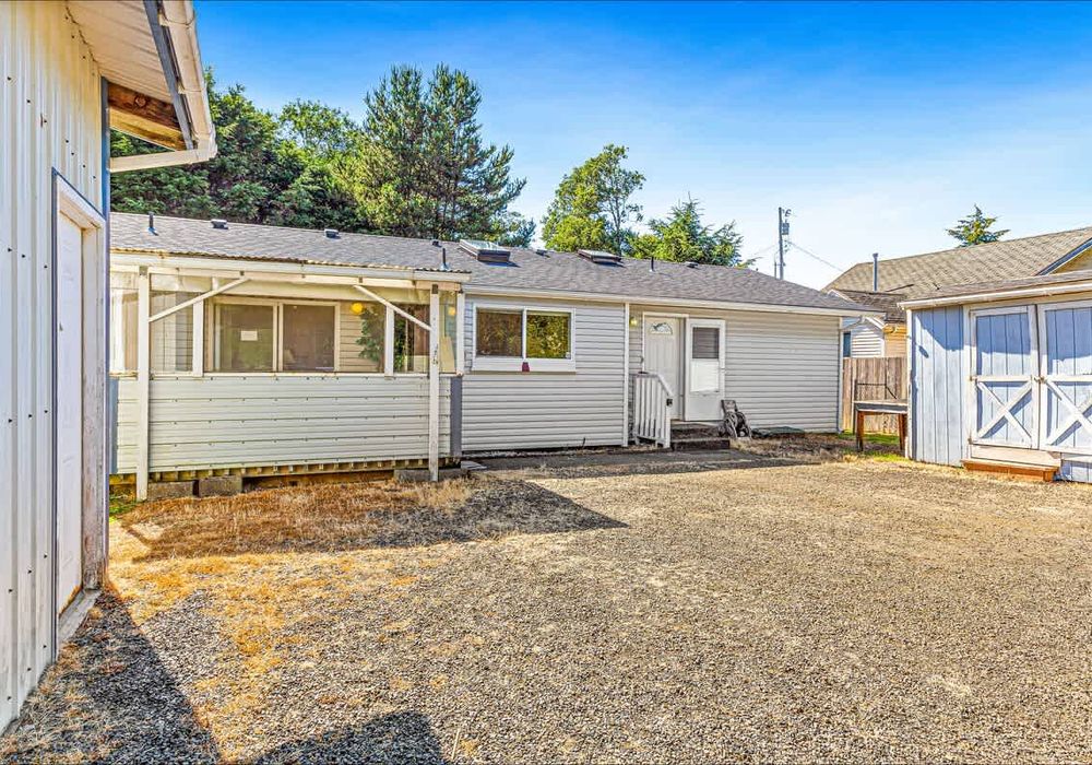 925c015d e4dd 4f E1hBP homerunner