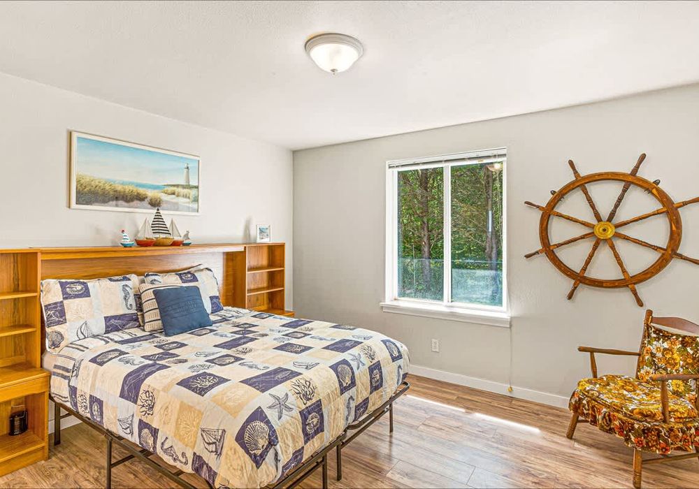 feca64c3 f038 49 lDTu homerunner