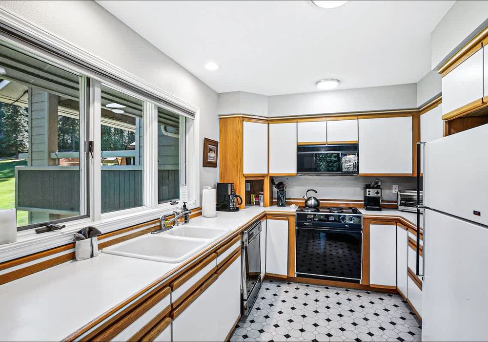 d921765e 8d9a 40 Aeatj homerunner