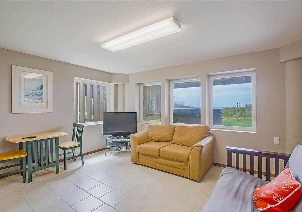 bff3319c af9b 46 v4W63 homerunner