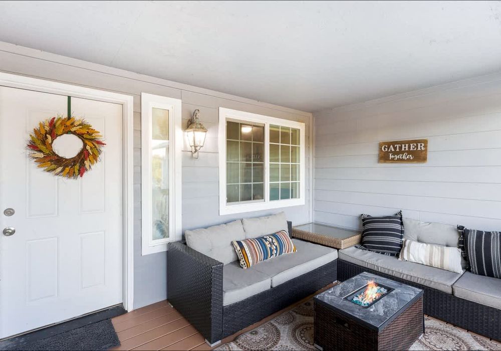 5988e6bf b8d9 4c AKP8O homerunner