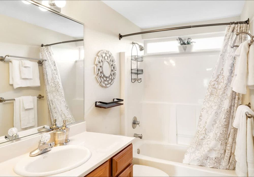 f0c832a6 d58f 42 ukQ7A homerunner