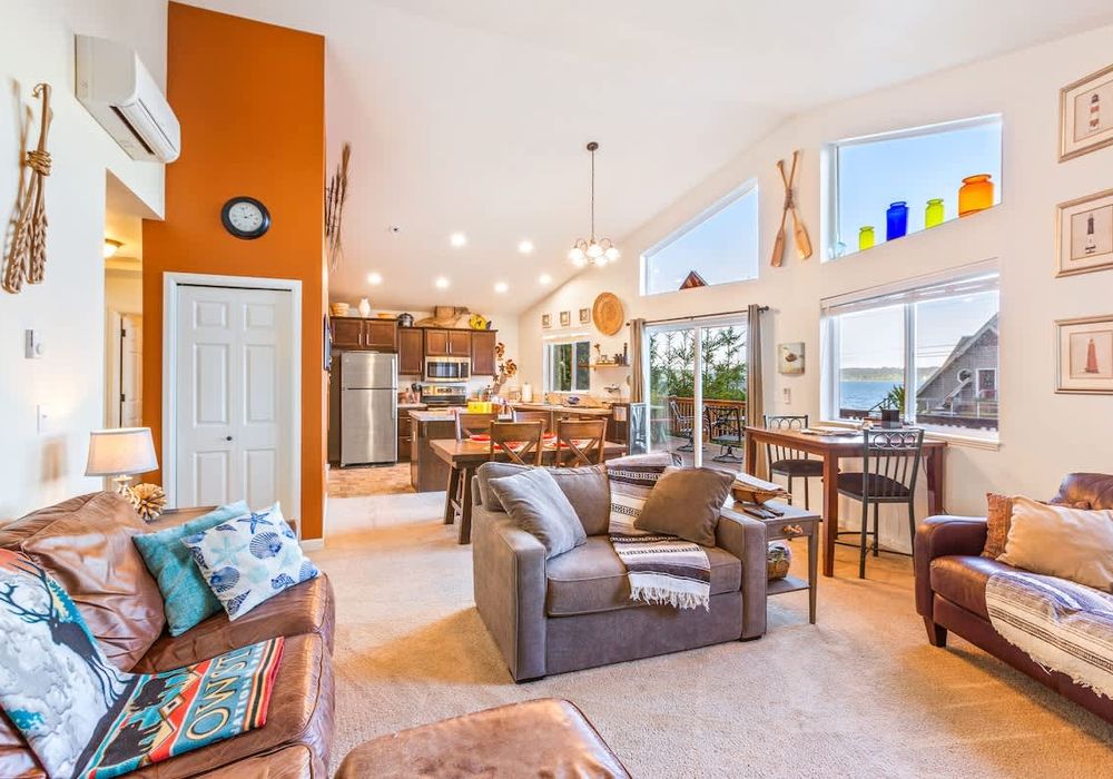 b4ec5653 3d55 4a Aquyl homerunner