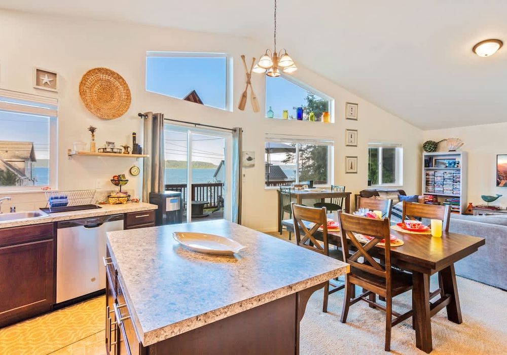 bdd77d8f 886f 49 cMHi2 homerunner