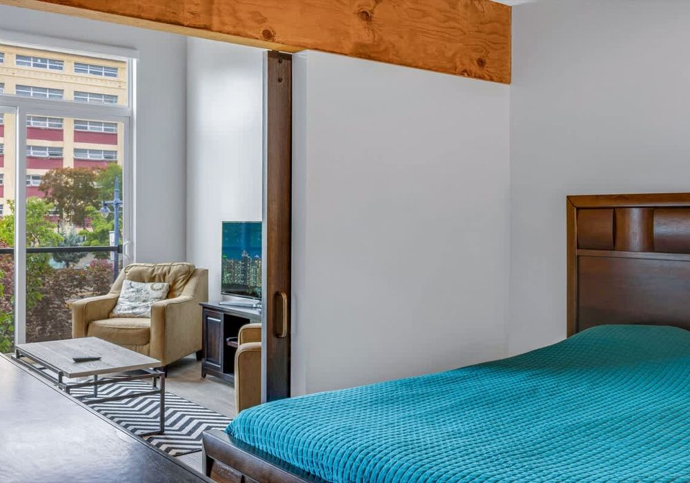 01f23b44 59b0 4b 5HNJj homerunner