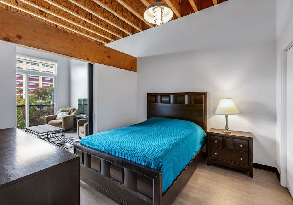 2c6a7088 117c 4e wfRAJ homerunner