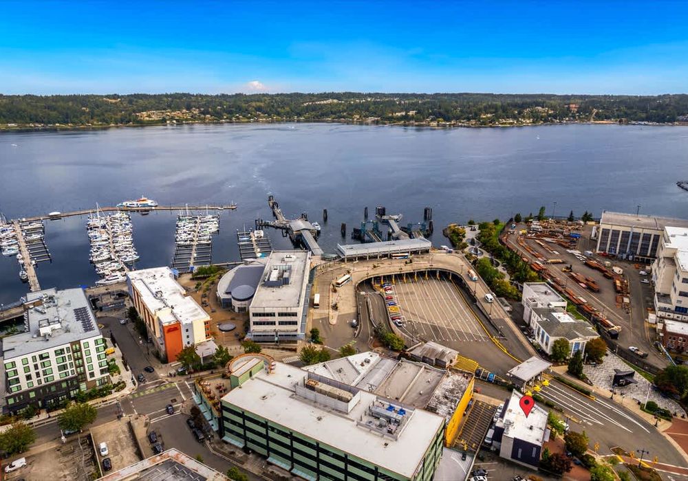 3f1d46a9 620b 4c 8aYw7 homerunner