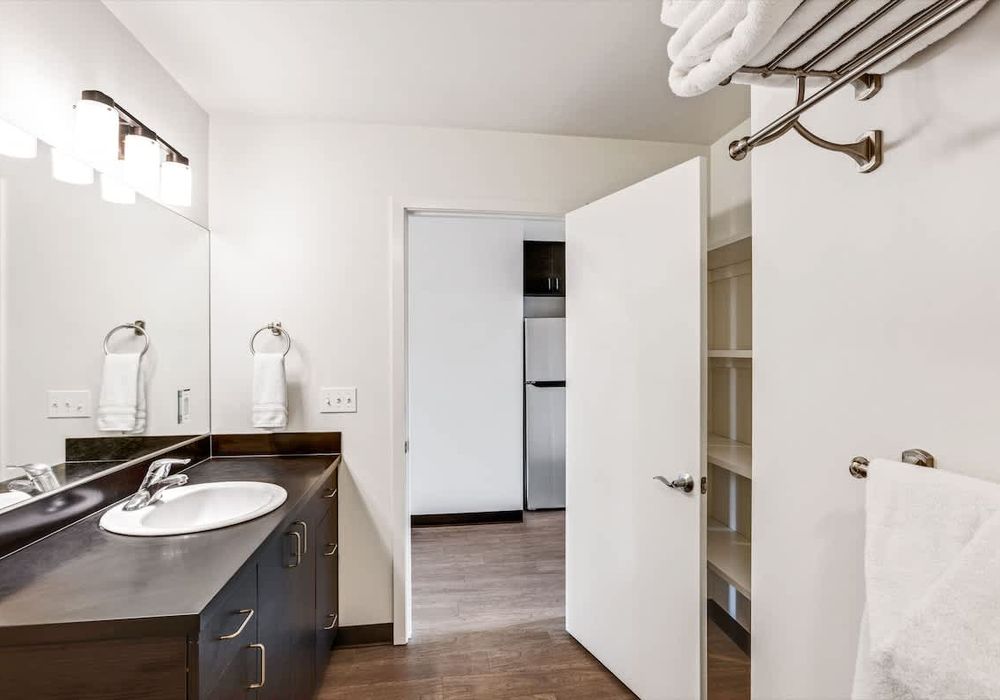 61e7cfed 6284 4d Dko94 homerunner