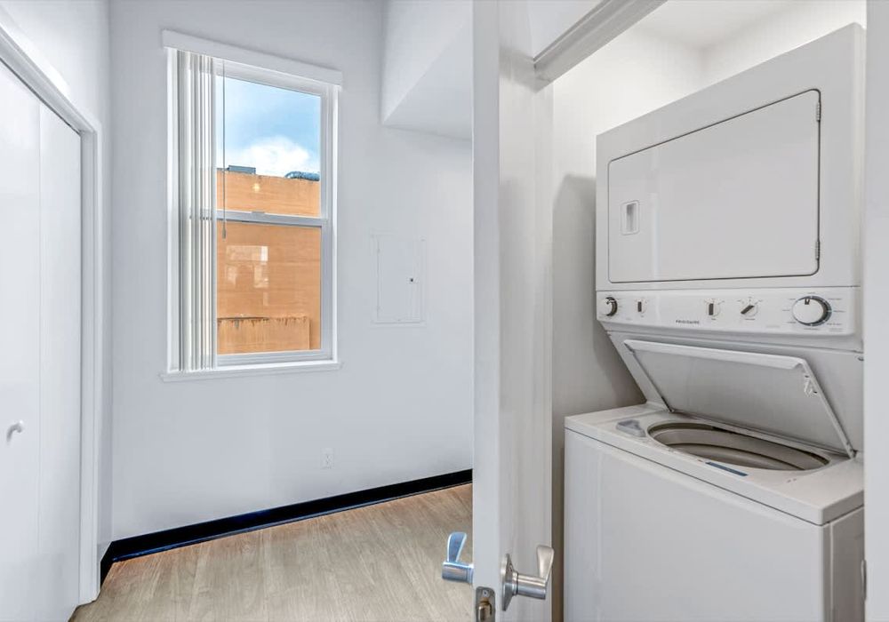 e8c6663a f090 48 k4dEp homerunner