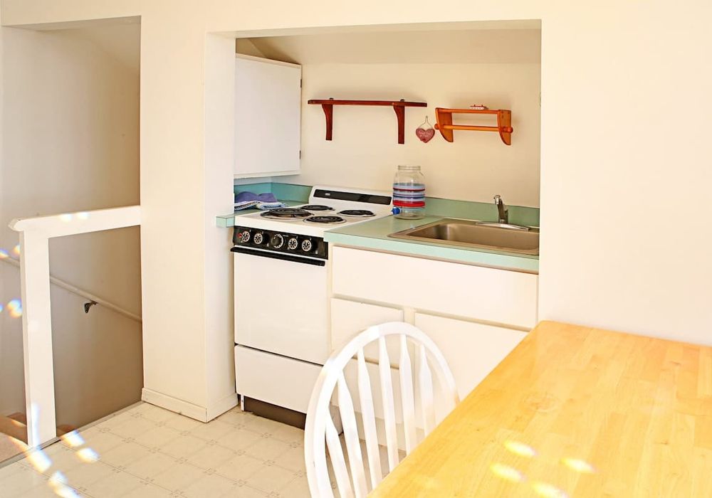 94156051 b299 4d Y6Yu9 homerunner