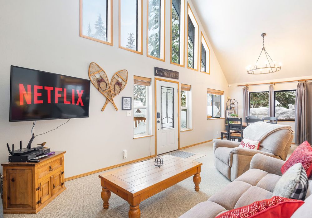 Welcome to our mountain cabin! Plenty of space for everyone.