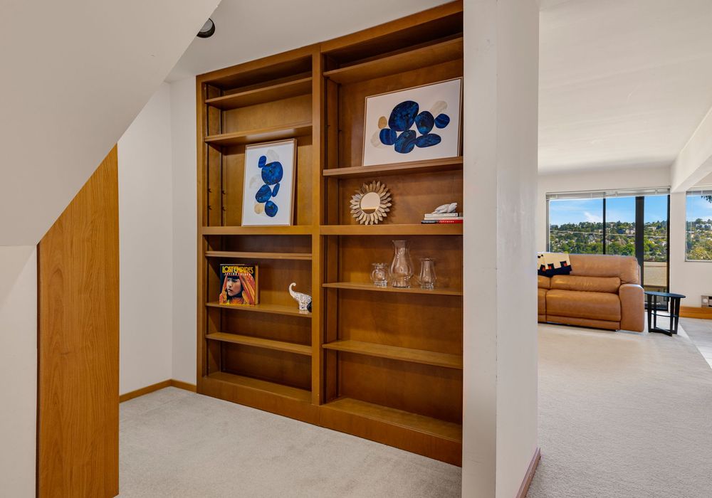 Simple accents that tell a story.