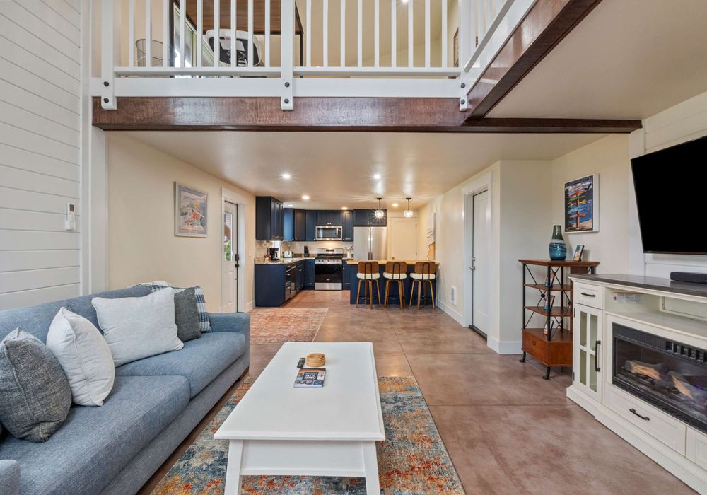 Bright, open layout that brings everyone together with ease.