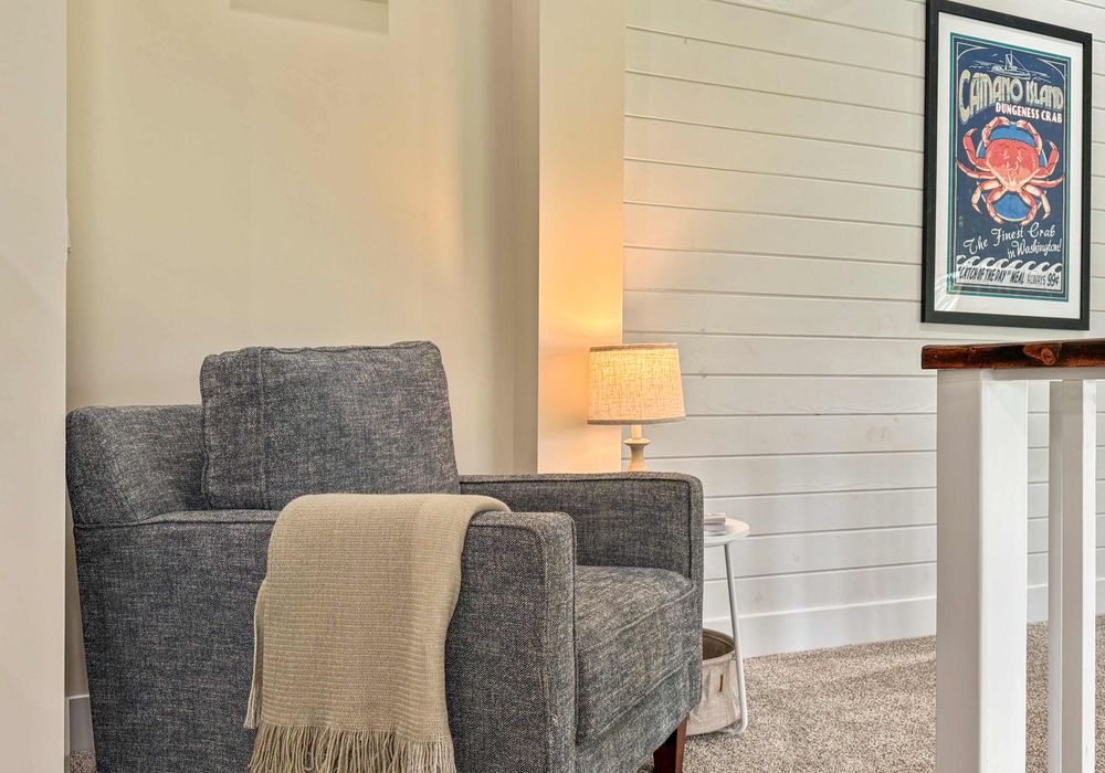 Thoughtful pieces that enhance the home’s cozy and stylish feel.