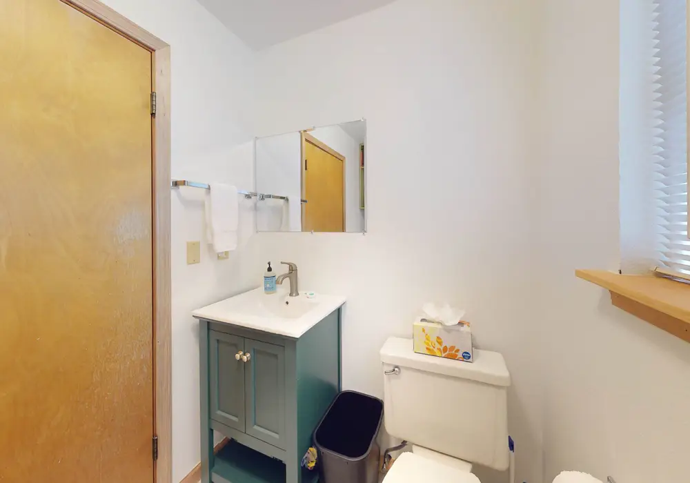 A convenient second bathroom makes mornings and evenings a little easier.
