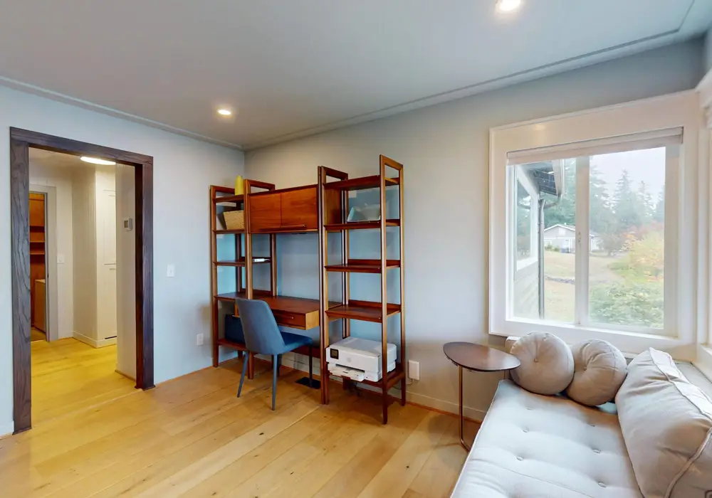 Need to get some work done? Here's a quiet corner for working, studying, or taking care of a few tasks.