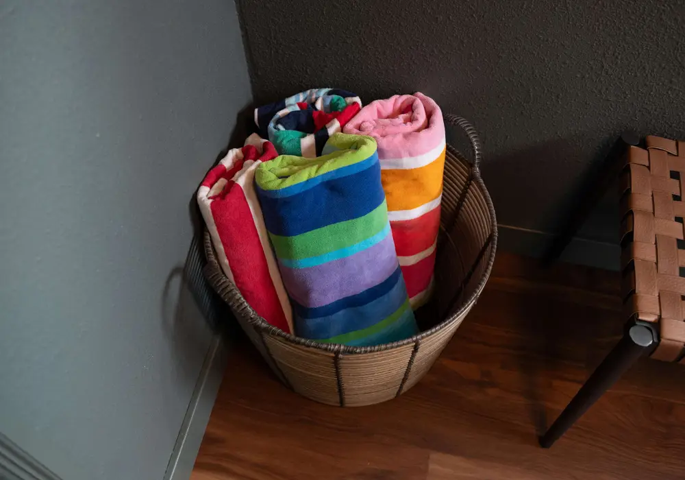 Fresh and soft towels make settling in a little easier.