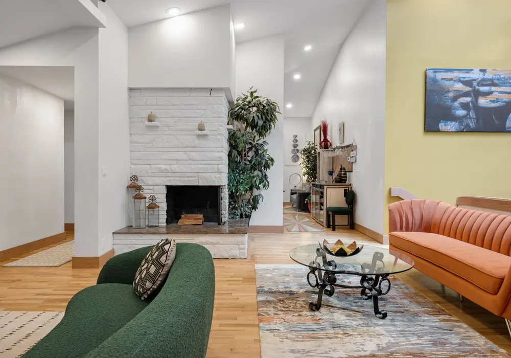 Every corner has something to appreciate, from the finishing touches to the cozy details.