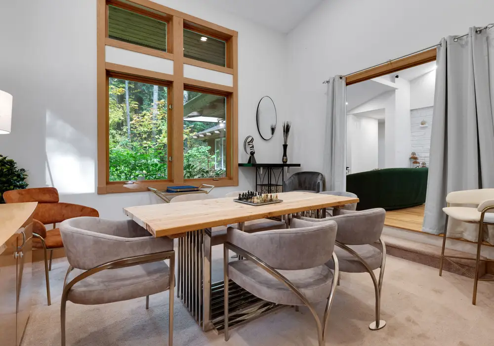 Make mealtimes part of the experience in this welcoming dining space.