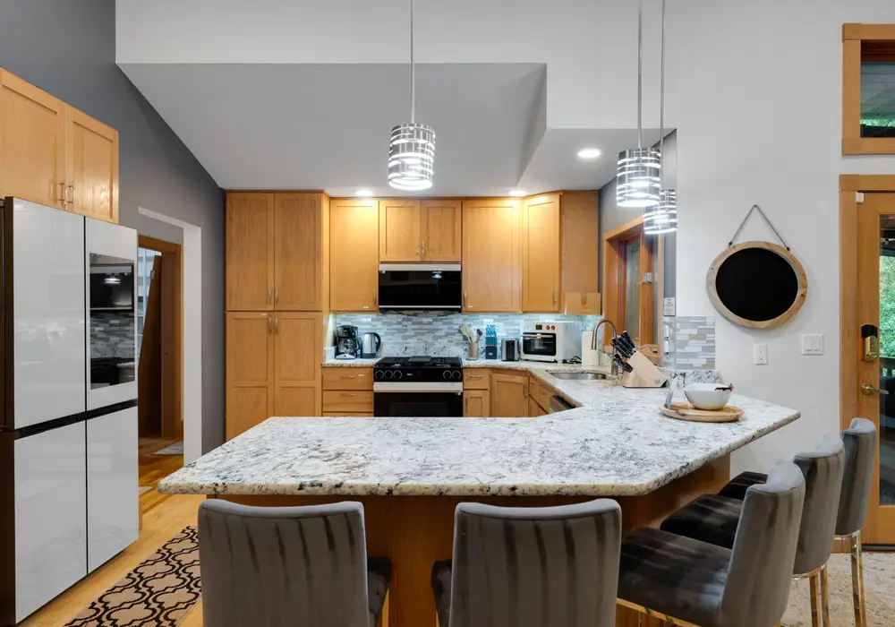 Enjoy plenty of counter space for preparing meals and serving your favorite dishes.