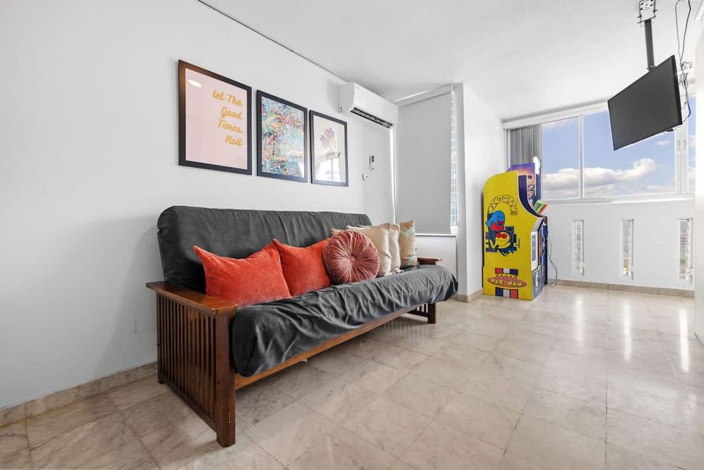 1f1dff8a 22fb 42 2TZIe homerunner