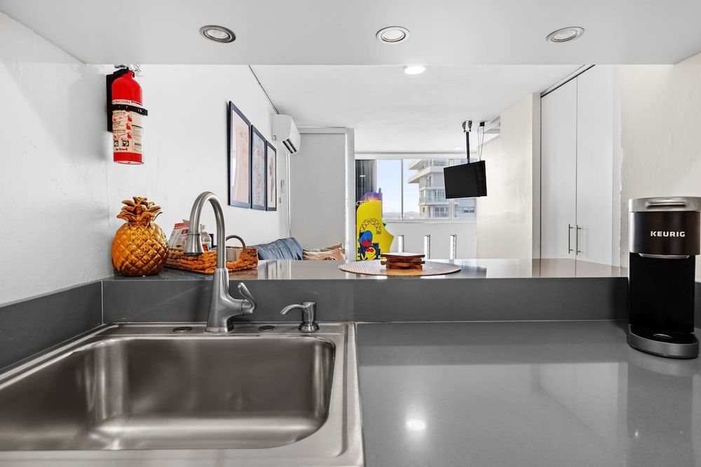 58347b41 1c6d 43 5tZLR homerunner