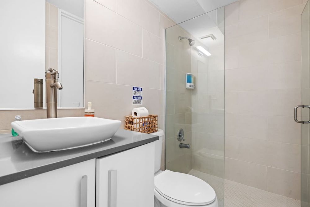 f151384f 382a 40 BdLL homerunner