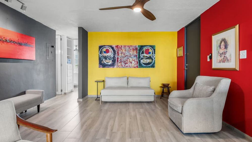 aa489e2c 834e 45 b 6w4 homerunner