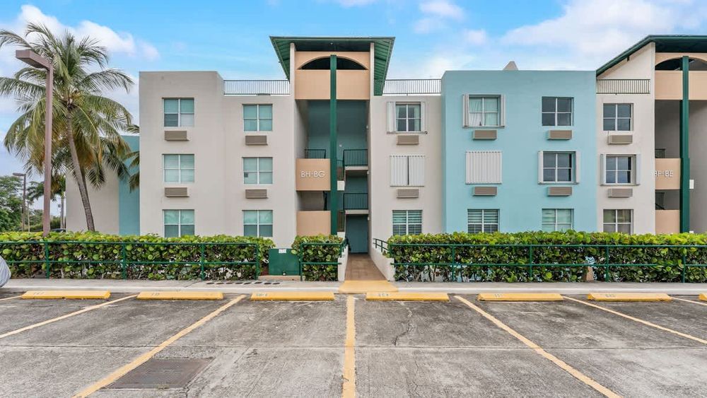 eac94ba1 c71d 4a 8XjZ6 homerunner