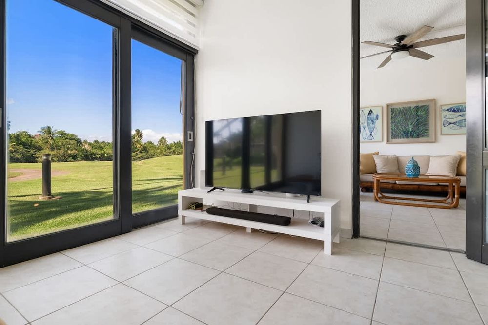 677176a0 8e3b 42 WUoXp homerunner