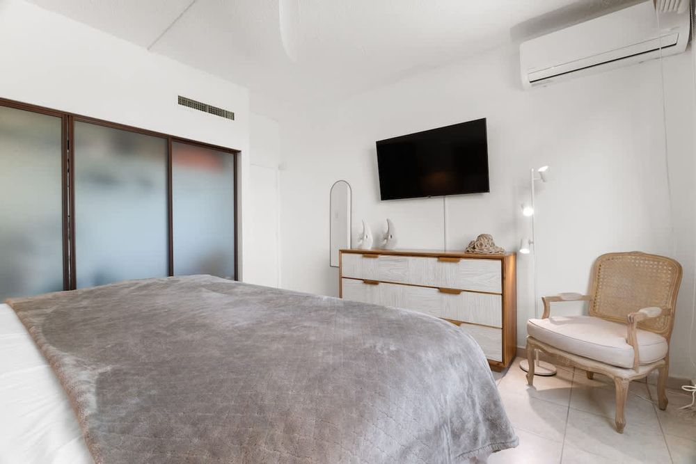 a74bc89f d1a7 4a XW94u homerunner