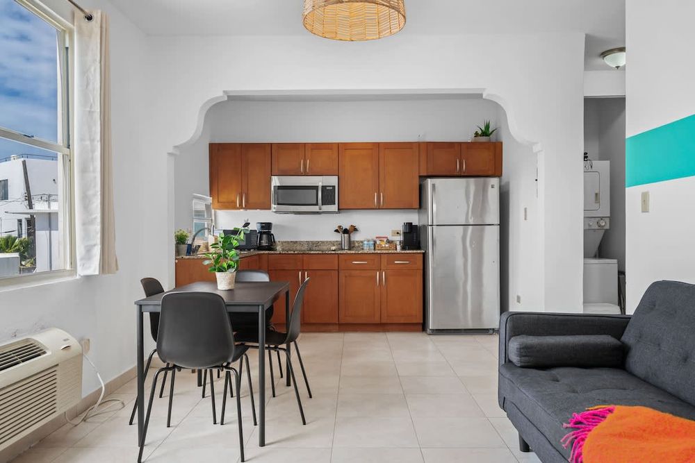 d45b6466 ab1b 4f UWogj homerunner