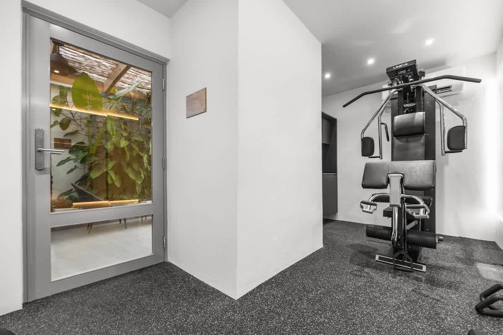 907aede7 f5cc 4f 0B2JP homerunner