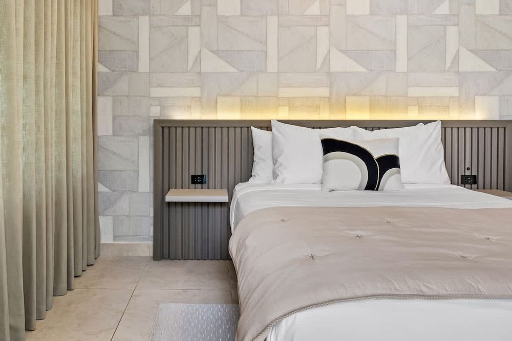 9f5fed93 5d22 4b B3xIk homerunner