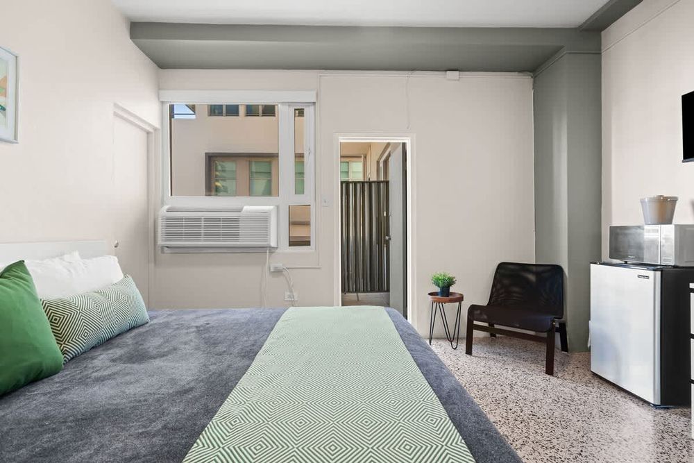 0edef6f4 b3a2 4b 0kvxn homerunner