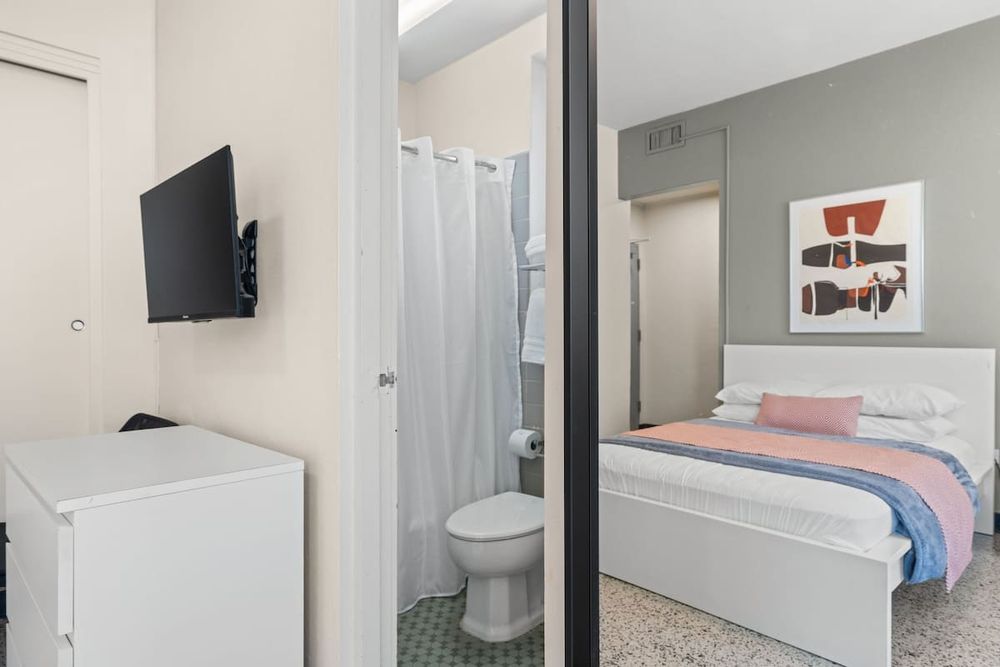 bd5f4506 d1a2 49 bnJEK homerunner