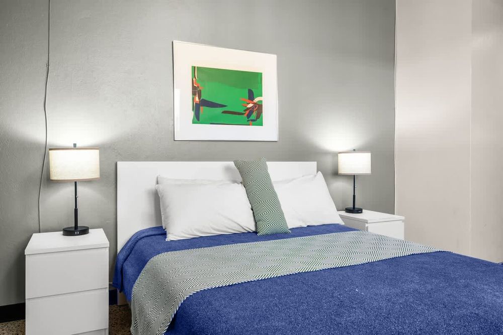 456c8dbb 9b8c 44 hhPbI homerunner