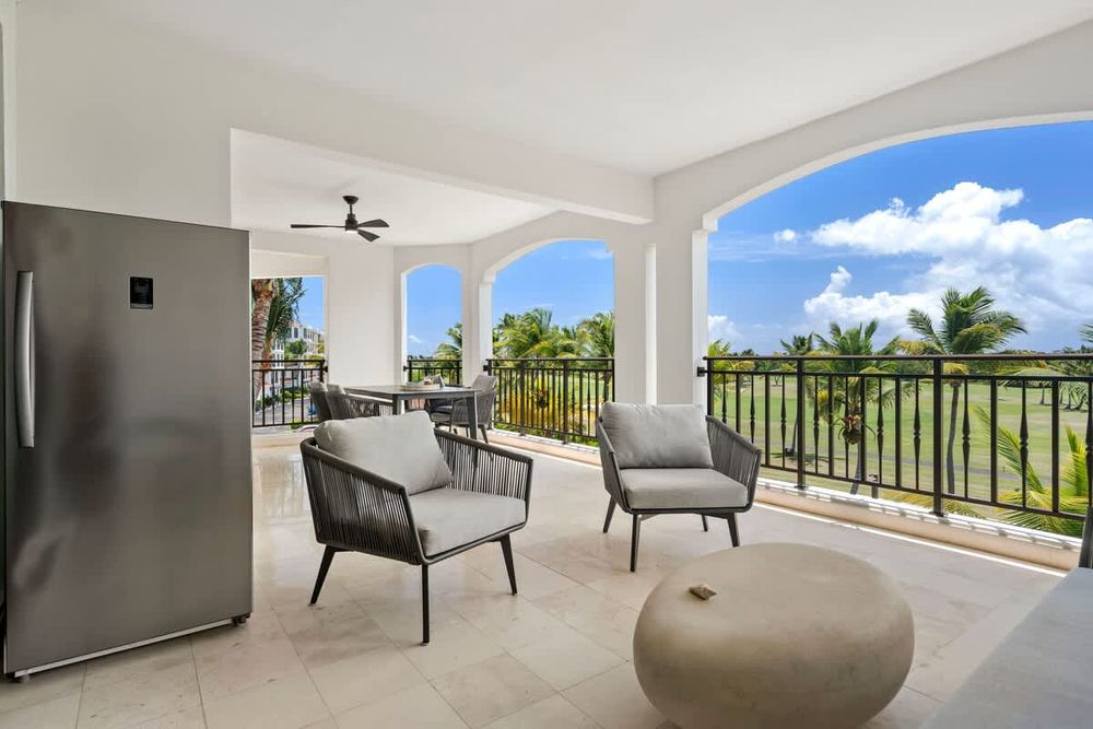 6a351edf c968 47 6YVN1 homerunner