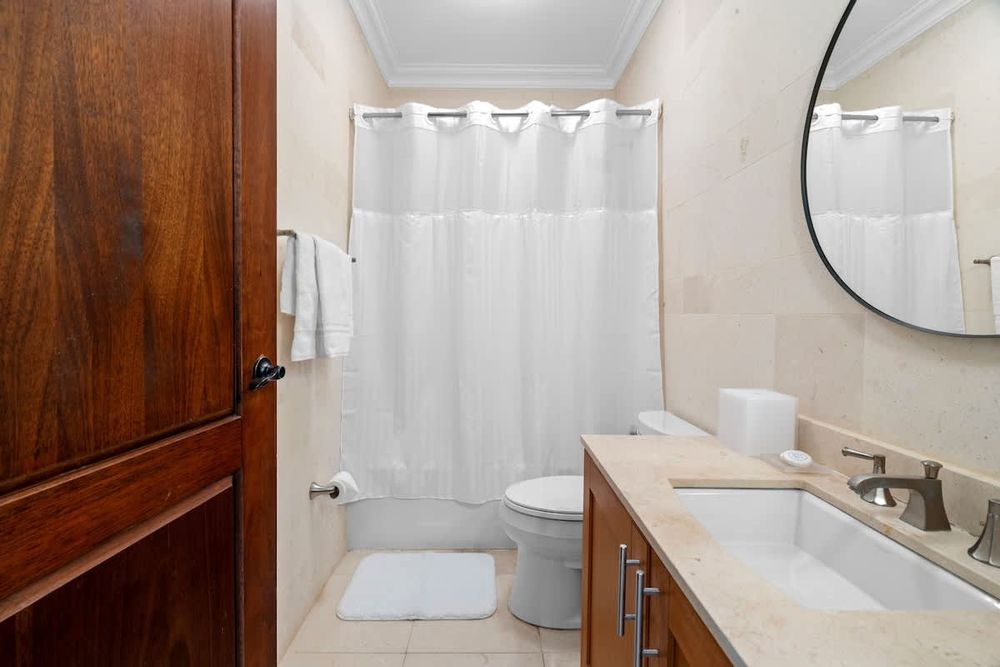 b522d351 fc8a 44 M8jbA homerunner