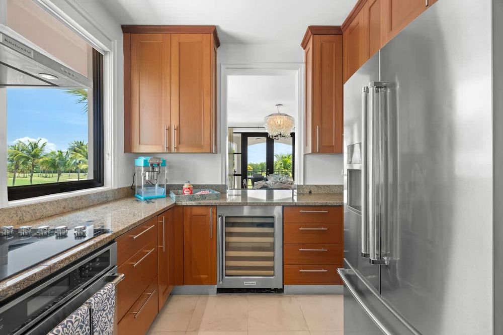 ec0d1c89 229e 41 76vKo homerunner